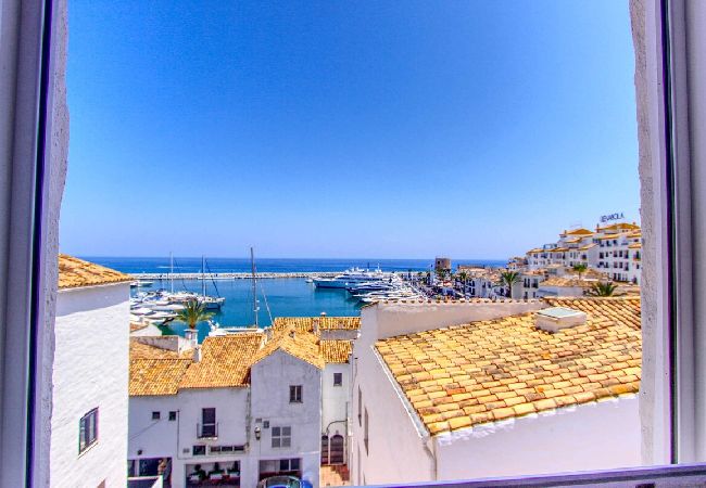 Apartamento en Marbella - 1079 Puerto Banus Apartment with Marina View