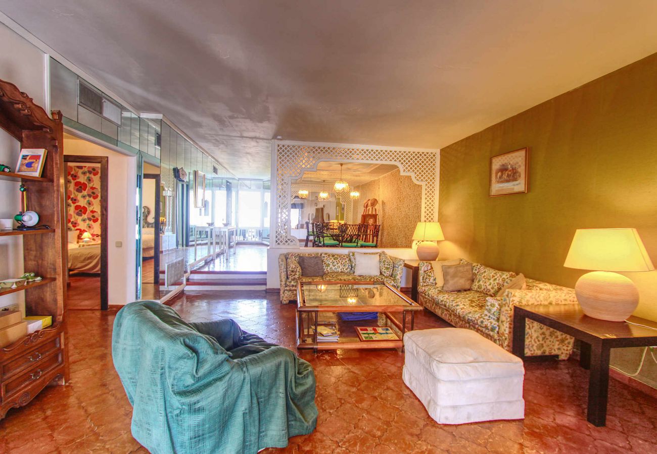 Apartamento en Marbella - 1079 Puerto Banus Apartment with Marina View