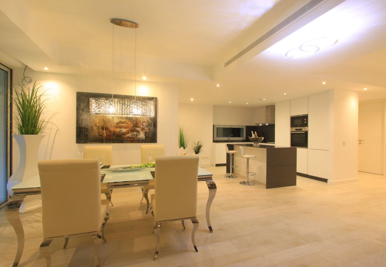 Apartamento en Estepona - 2288 Luxury Penthouse with Private Rooftop Pool
