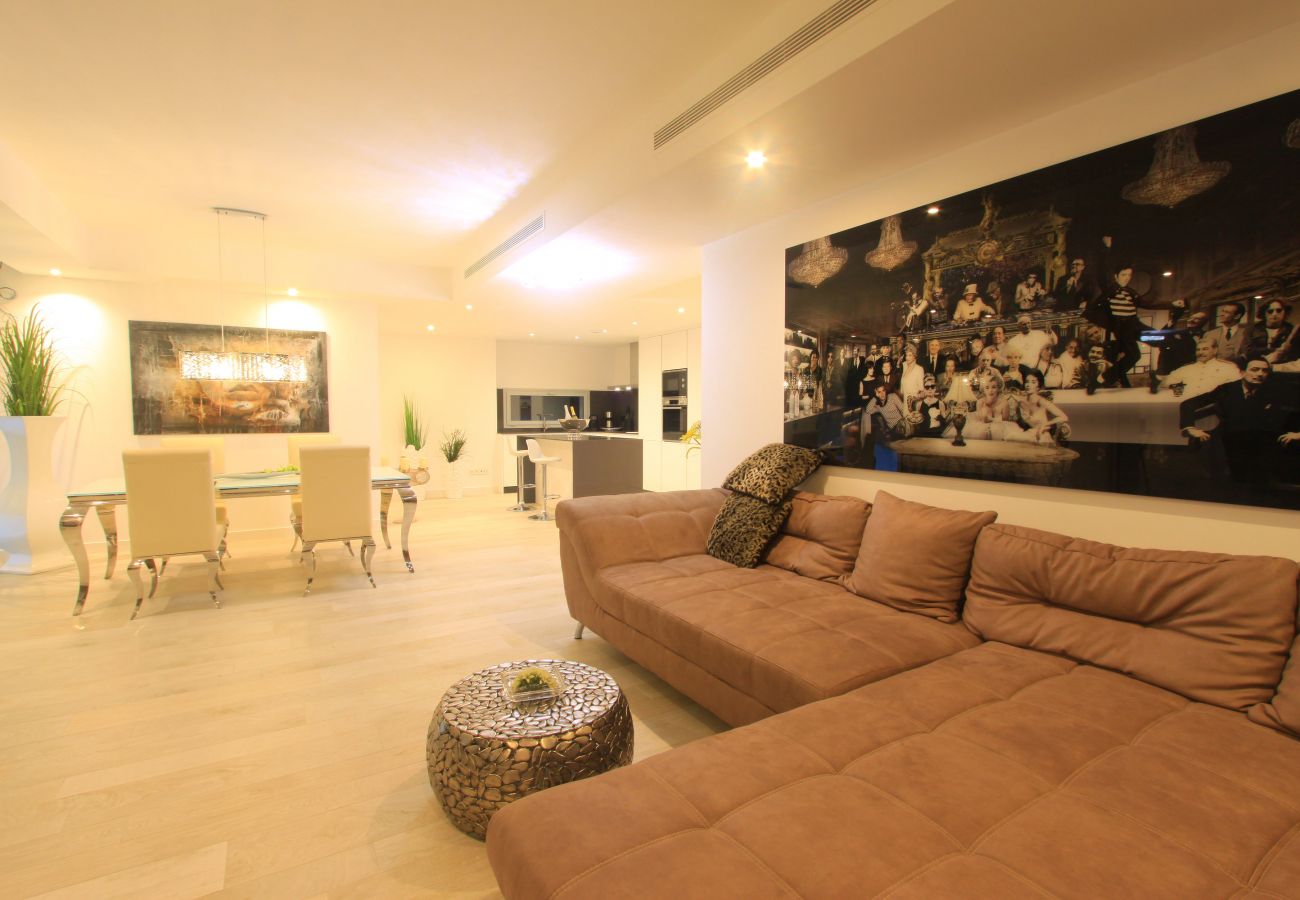 Apartamento en Estepona - 2288 Luxury Penthouse with Private Rooftop Pool