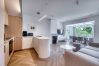 Apartamento en Marbella - 1081 Luxurious Beachfront Penthouse with Jacuzzi