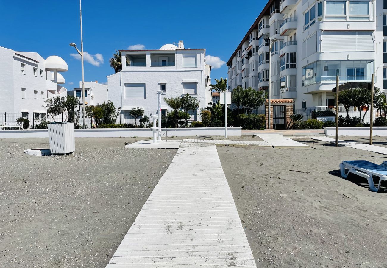 Apartamento en Torrox Costa - Apartamento Laguna Beach by At Home costa del Sol