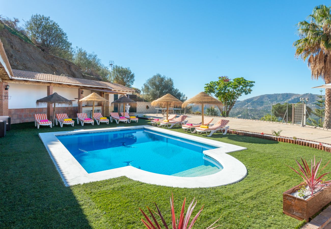 Villa en Torrox - Villa La Coscoja by At Home Costa del Sol