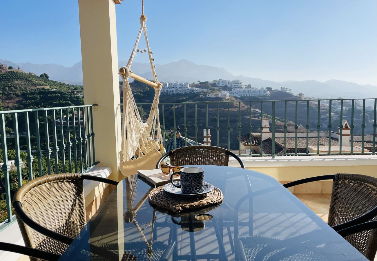 Apartamento en Nerja - Apartamento Altos de Tamango con vistas y pisicina