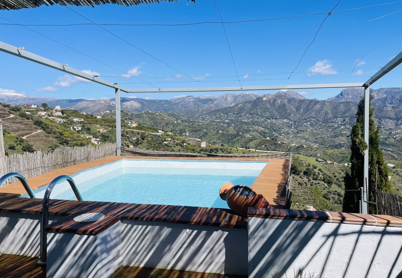 Casa rural en Torrox - Cortijo Montesueños con vistas by At Home Costa de