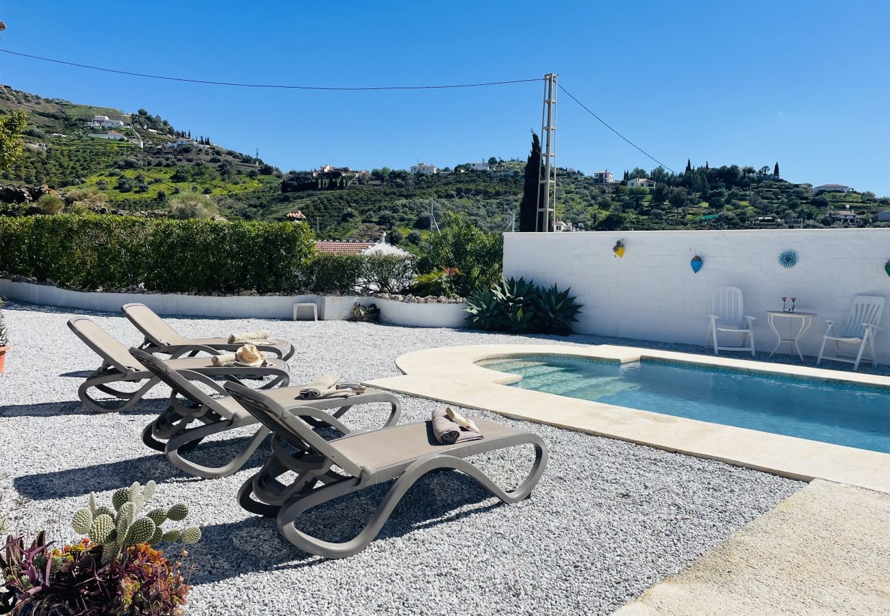 Villa en Torrox - Cortijo Mira con piscina privada by At Home Costa