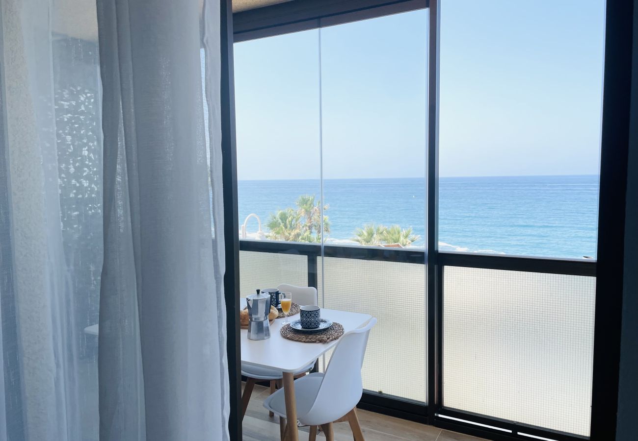 Apartamento en La Herradura - Apartamento Sol y Mar la Herradura by At Home Cost