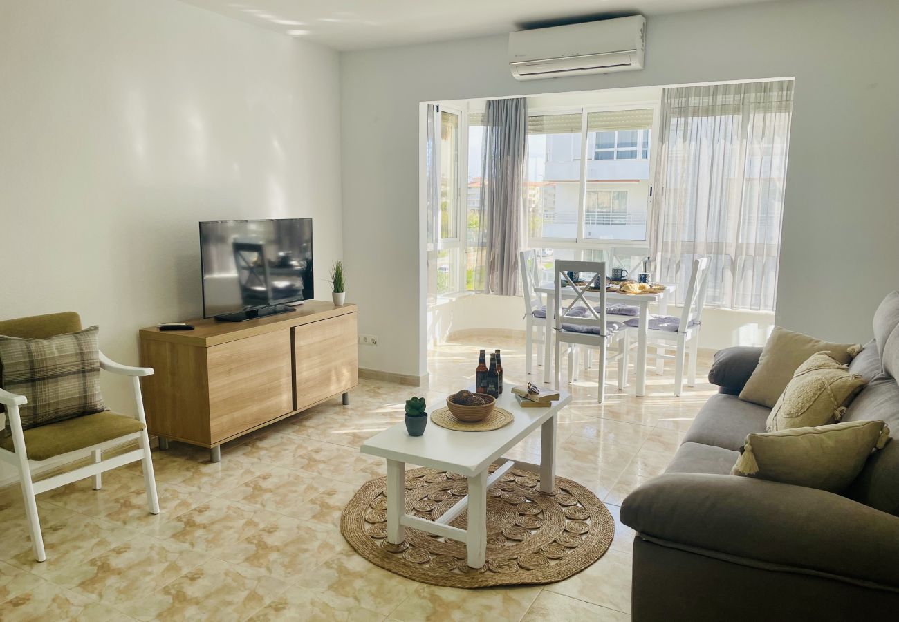 Apartamento en Torrox Costa - Alma de Laguna · Vistas al mar y piscina