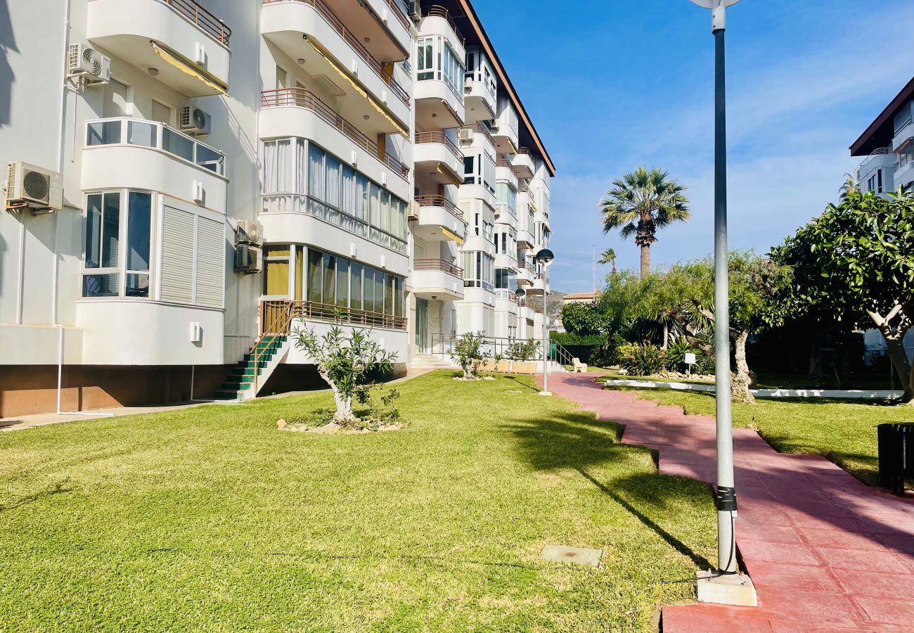 Apartamento en Torrox Costa - Alma de Laguna · Vistas al mar y piscina