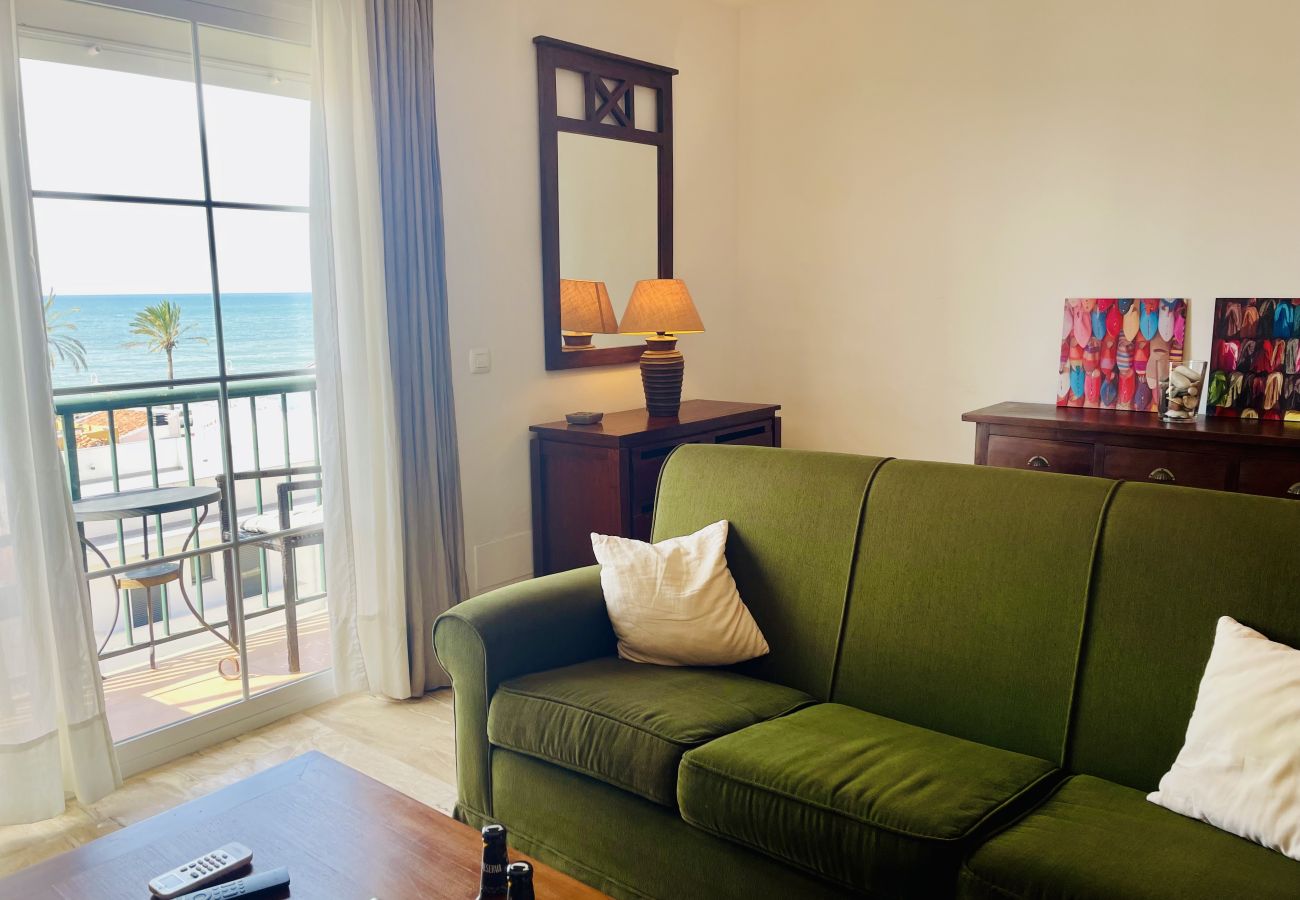 Apartamento en Algarrobo Costa - Albatros 3 by At Home Costa del Sol
