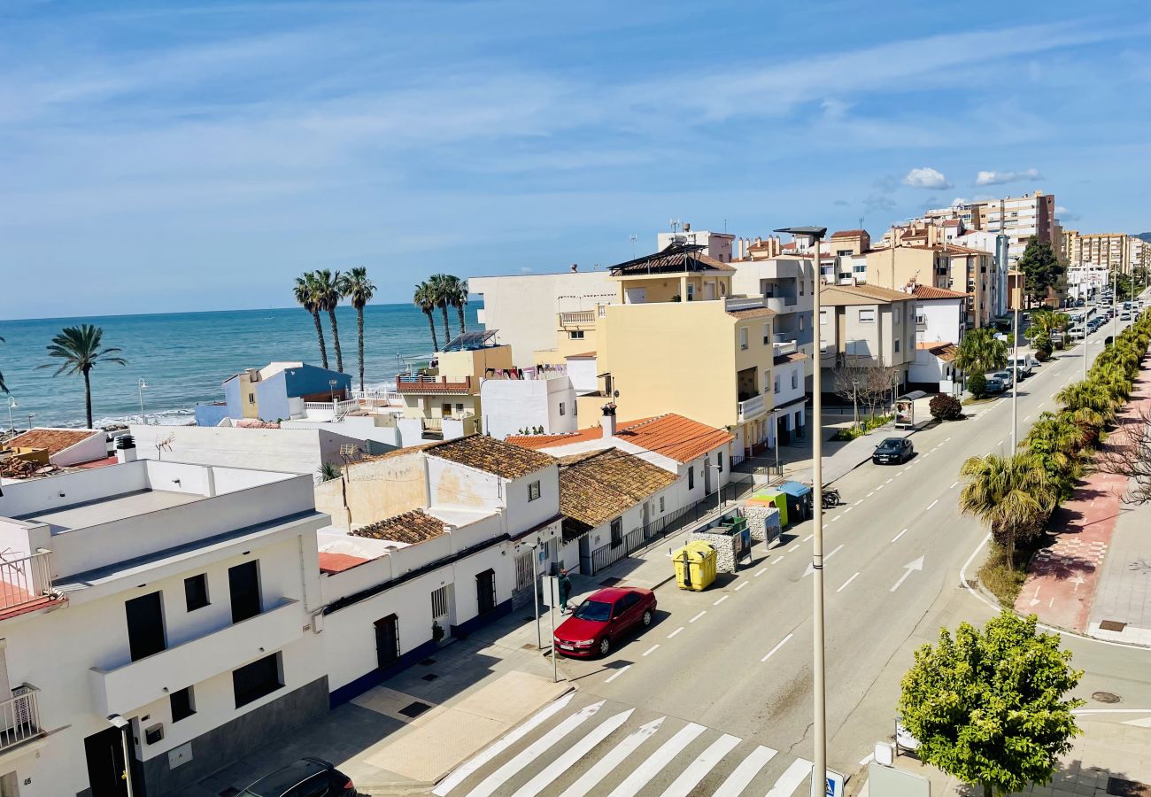 Apartamento en Algarrobo Costa - Albatros 3 by At Home Costa del Sol