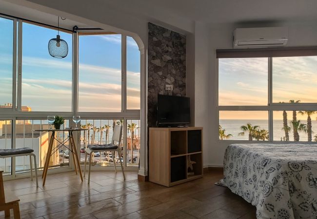 Estudio en Torrox - Ruselo 308 by At Home Costa del Sol