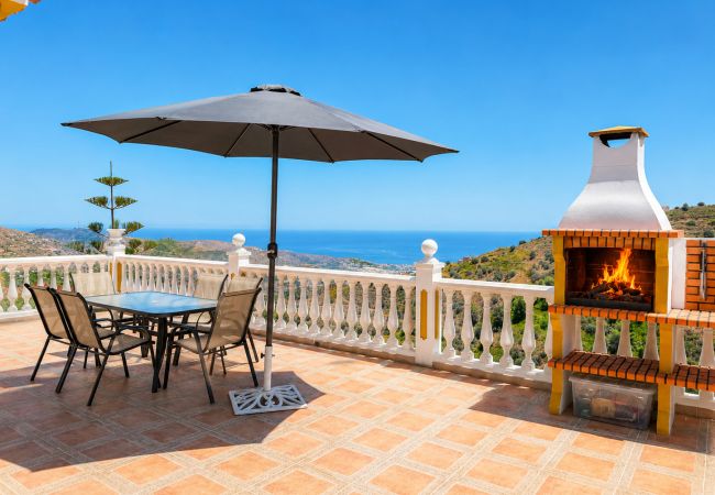 Villa en Torrox - Villa Cecilia con Vistas by At Home Costa del Sol