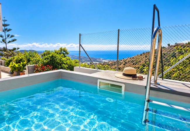 Villa en Torrox - Villa Cecilia con Vistas by At Home Costa del Sol