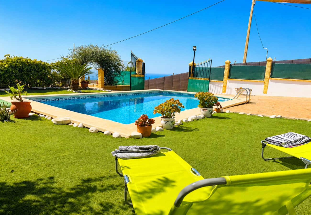 Casa en Torrox Costa - Cortijo las Flores con piscina privada