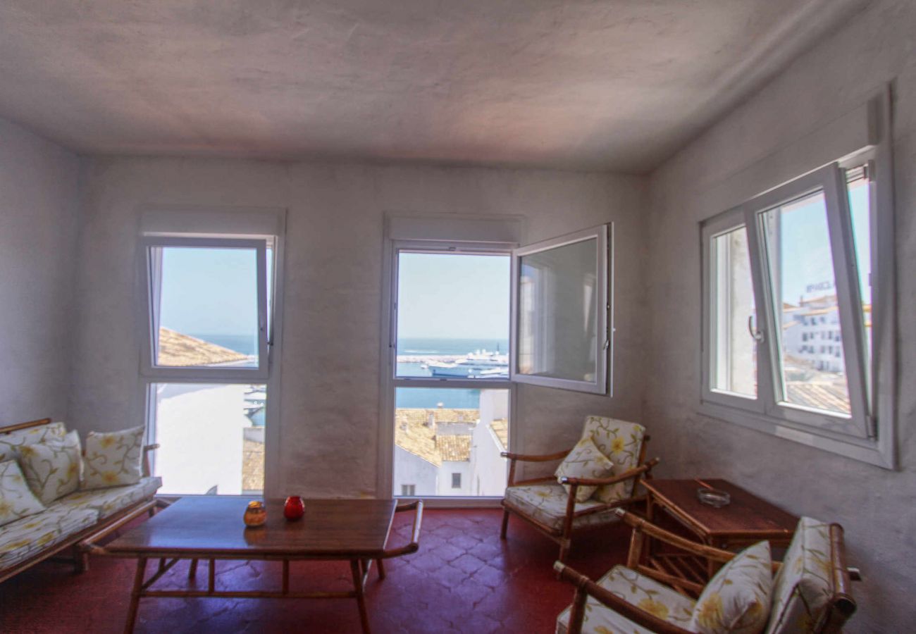 Apartment in Marbella - 1079 Puerto Banus Apartment with Marina View