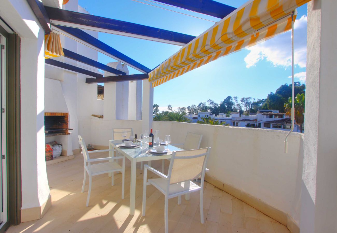 Apartment in Marbella - 2036 Spacious Golden Beach Penthouse with Sea View