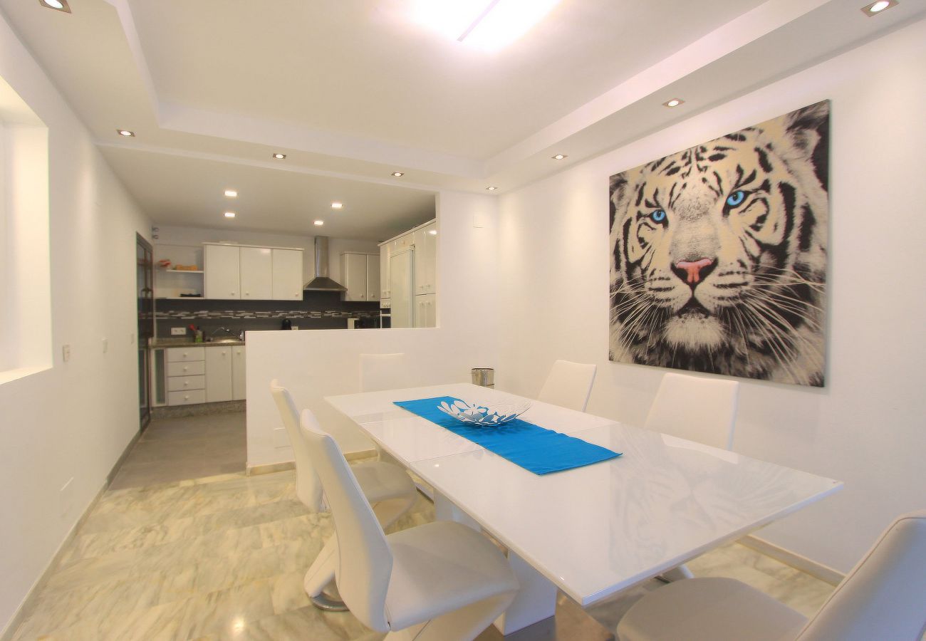 Apartment in Marbella - 1108 Elegant Golden Beach Apartments with sea View