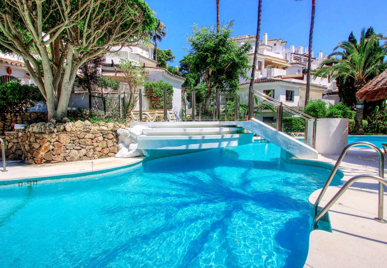 Apartment in Marbella - 1108 Elegant Golden Beach Apartments with sea View
