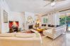 Villa in Estepona - 1106 Luxurious Family Villa with Heated Pool