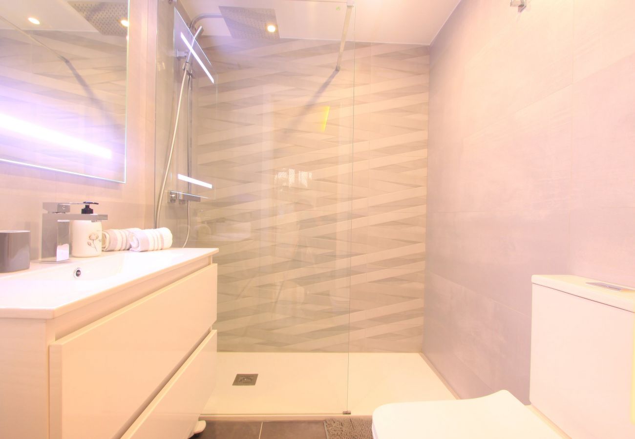 Apartment in Marbella - 1080 Luxury Family Penthouse