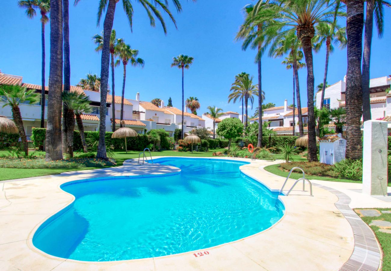 Terraced House in Marbella - 1176 Beachfront Paradise in Bahia de Marbella