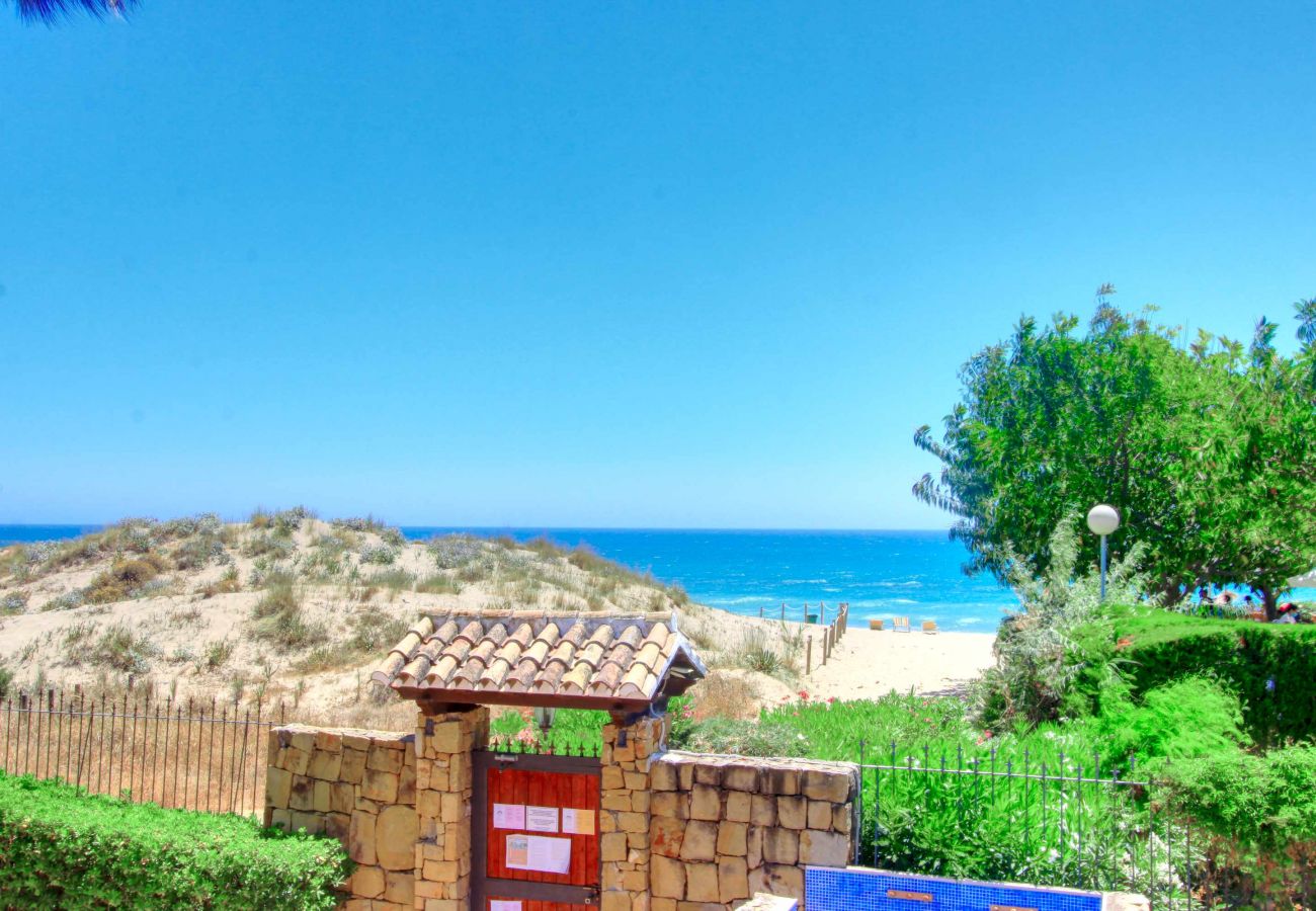 Terraced House in Marbella - 1176 Beachfront Paradise in Bahia de Marbella