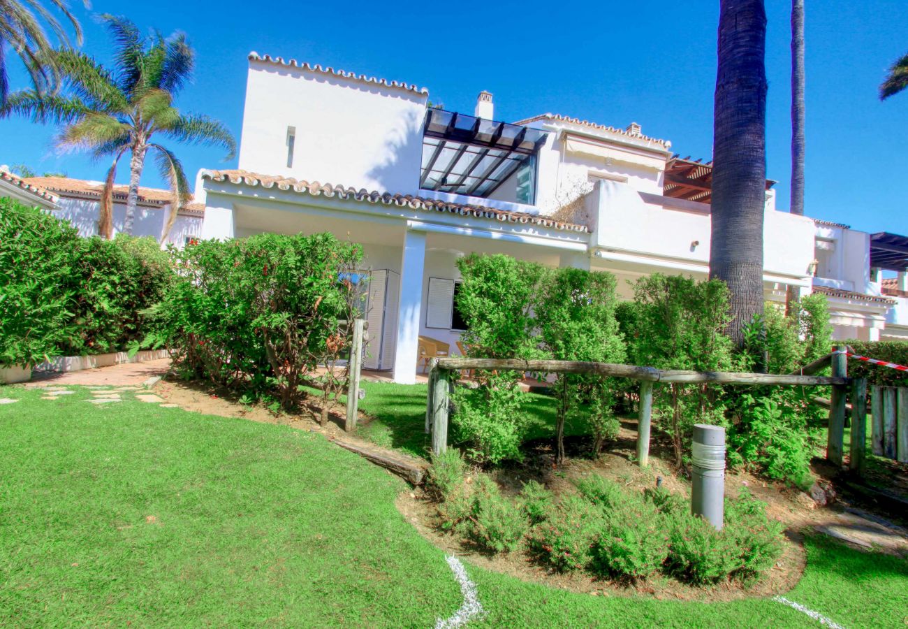 Terraced House in Marbella - 1176 Beachfront Paradise in Bahia de Marbella