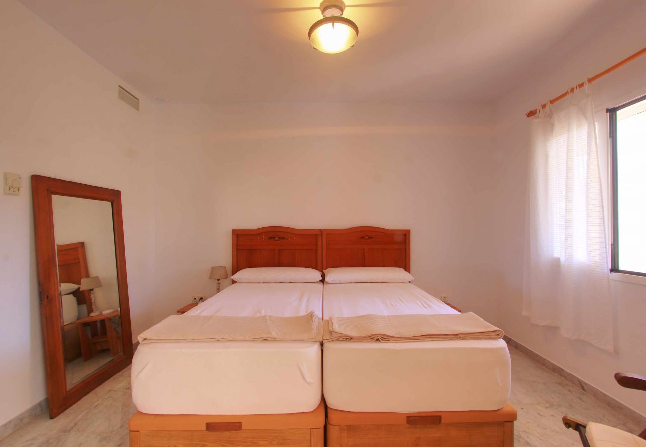 Terraced House in Marbella - 1176 Beachfront Paradise in Bahia de Marbella