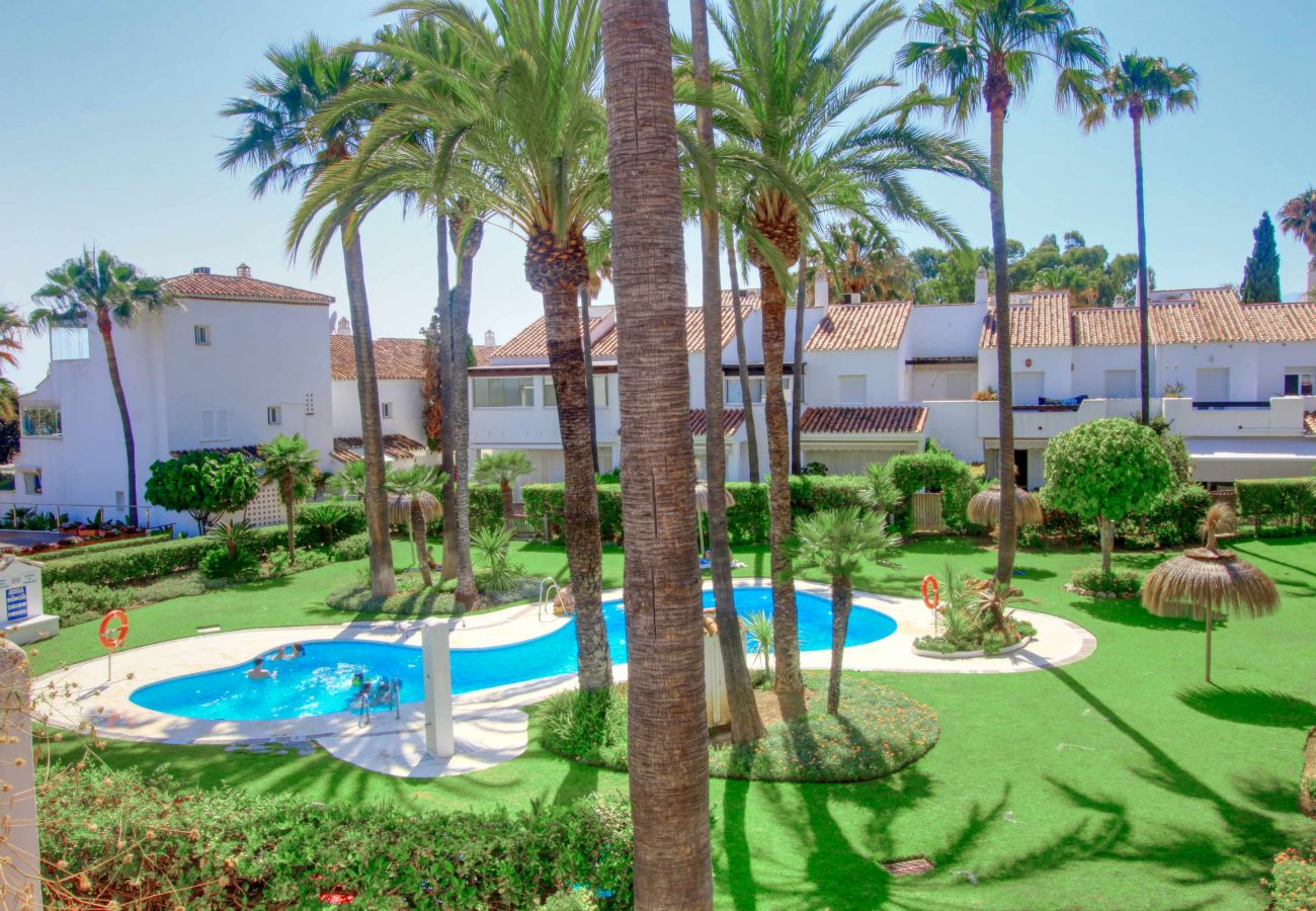 Terraced House in Marbella - 1176 Beachfront Paradise in Bahia de Marbella