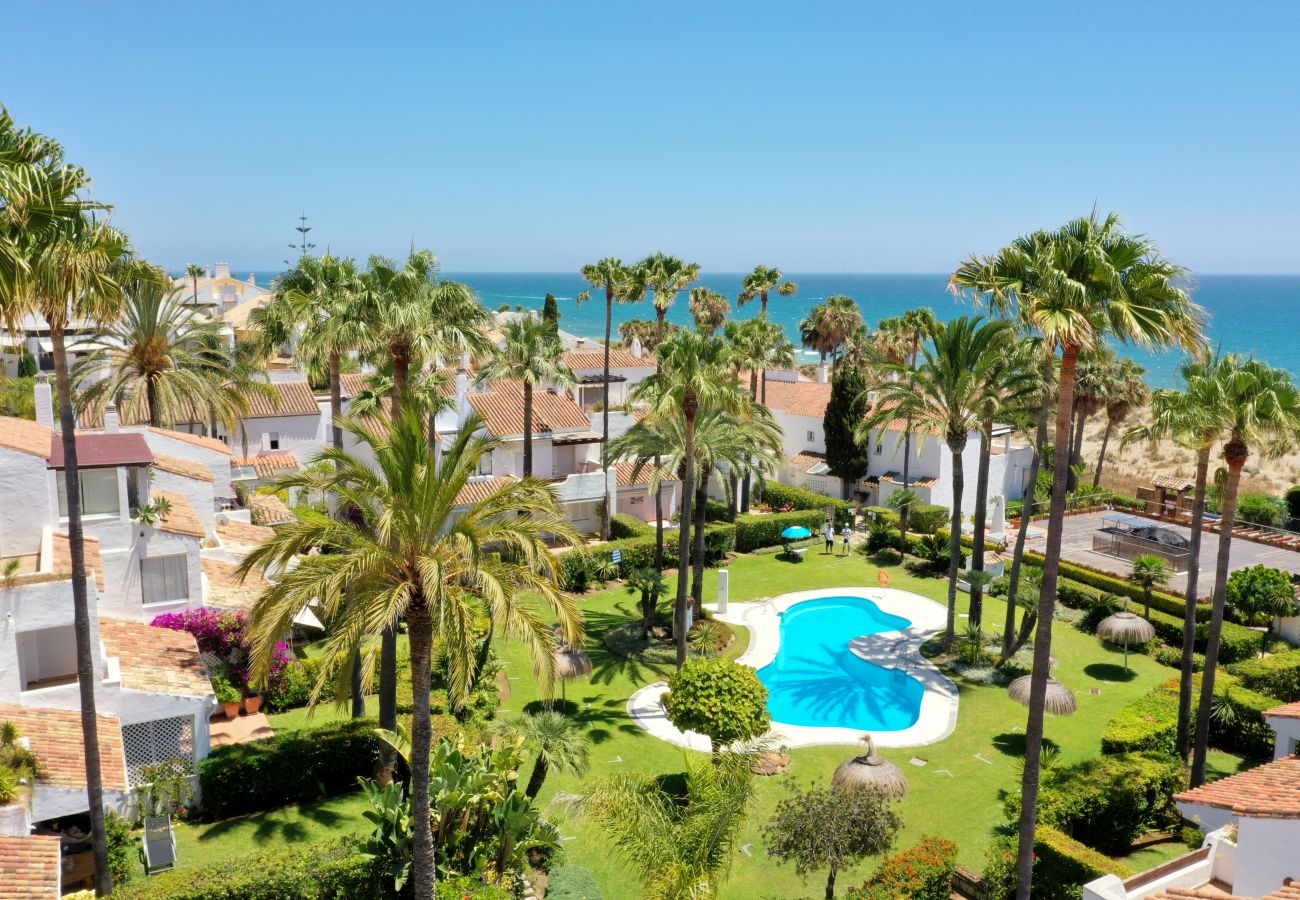 Terraced House in Marbella - 1176 Beachfront Paradise in Bahia de Marbella