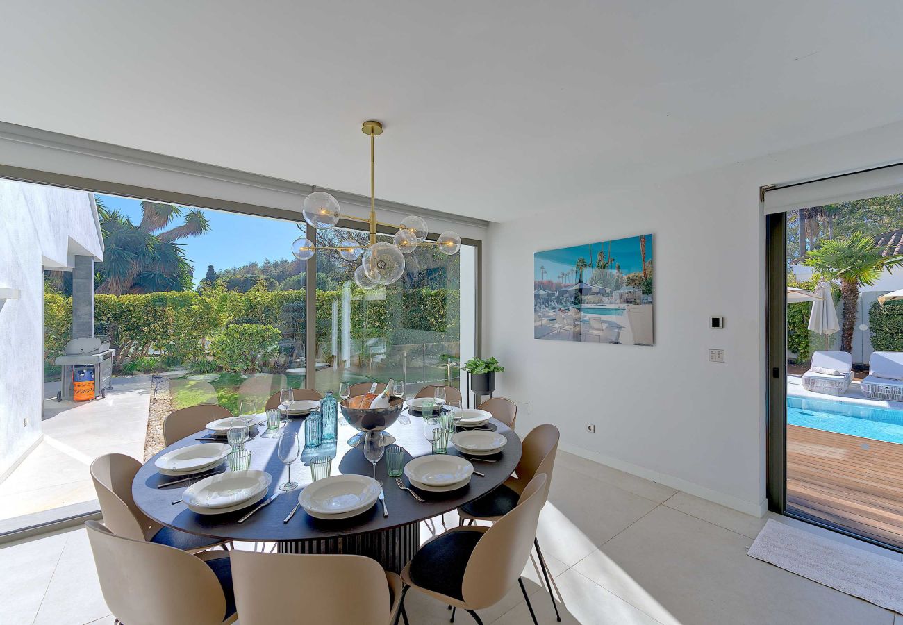 Villa in Marbella - 2244 Luxury Modern Villa with Pool in Puerto Banús