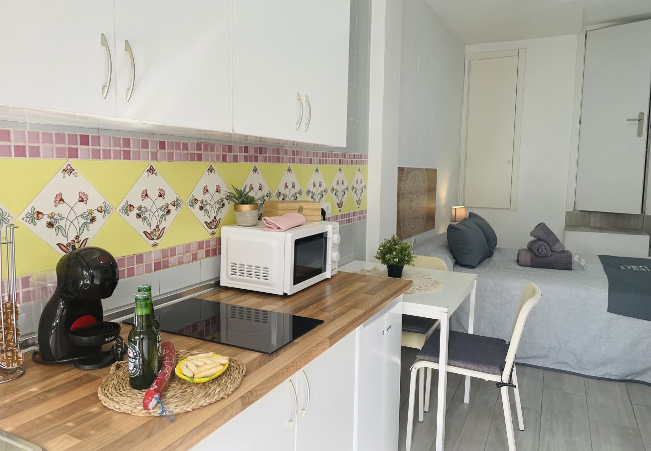 Studio in Nerja - Estudio Burriana Jimena by At Home Costa del Sol
