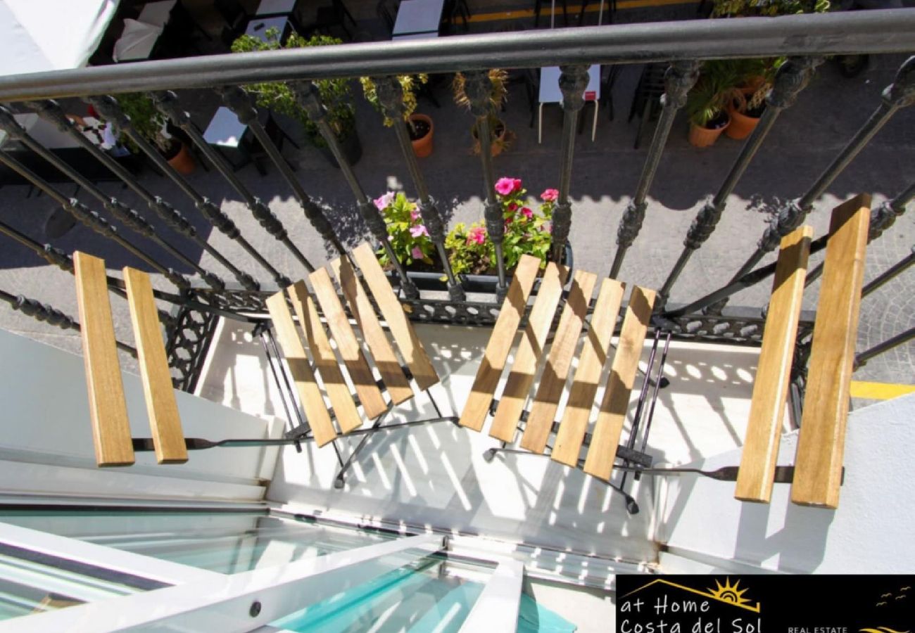 Apartment in Nerja - Apartamento Huelva Jimena by At Home Costa del Sol