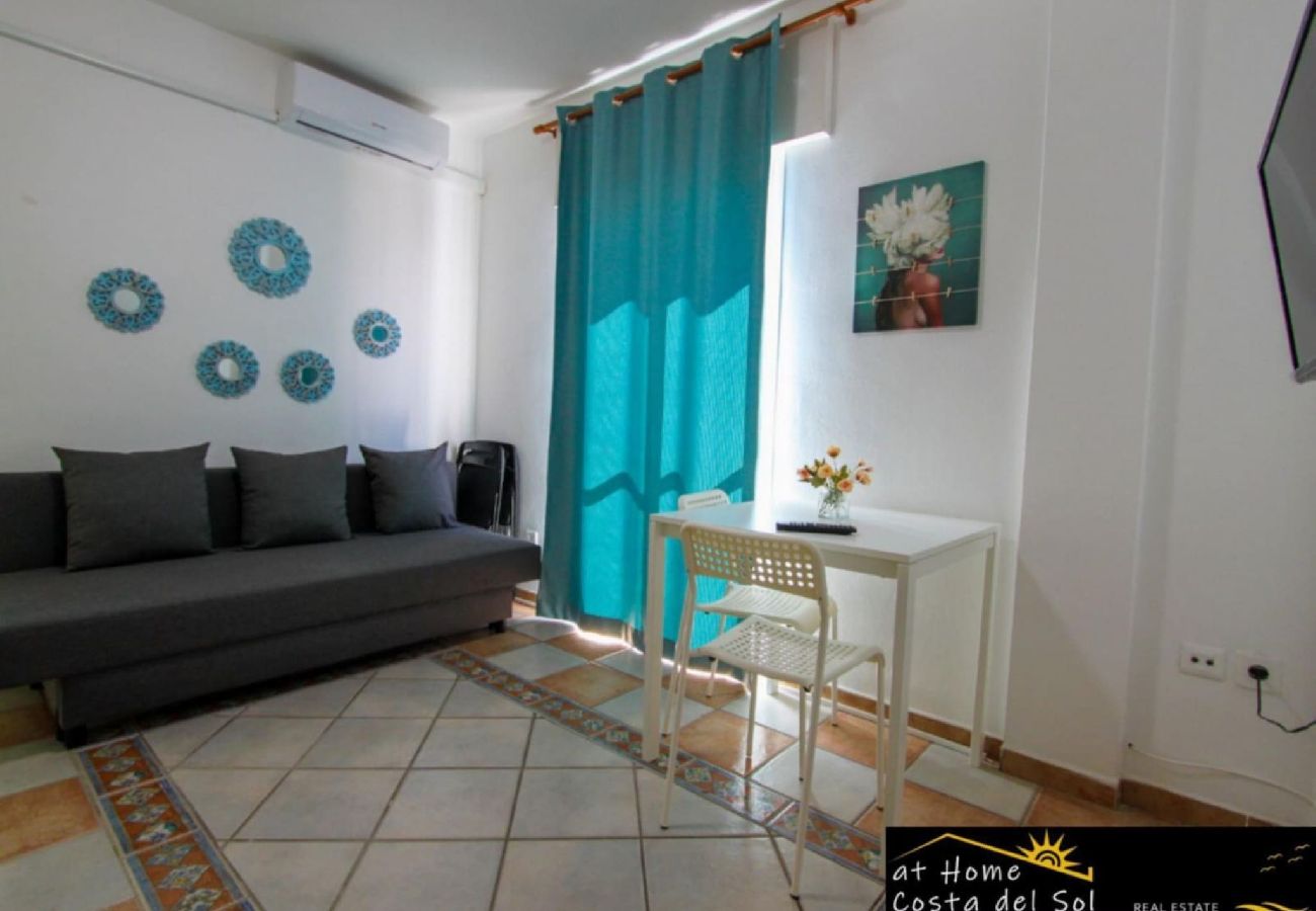 Apartment in Nerja - Apartamento Huelva Jimena by At Home Costa del Sol