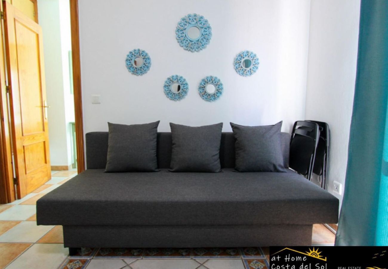 Apartment in Nerja - Apartamento Huelva Jimena by At Home Costa del Sol