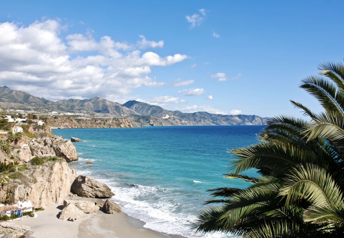 Apartment in Nerja - Apartamento Velero en el ctro de Nerja