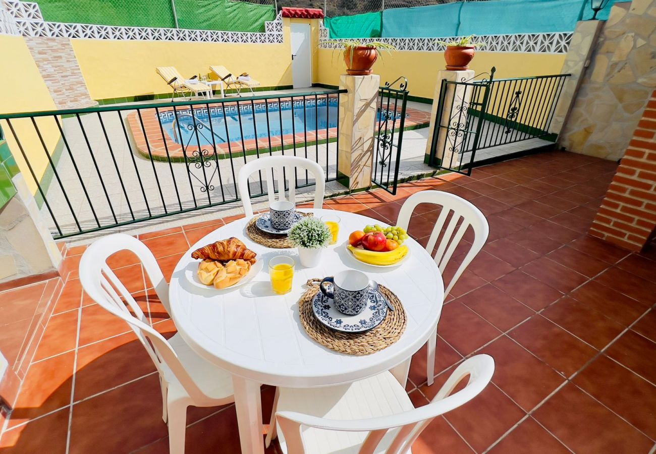 House in Torrox - Casa Godoy con piscina by At Home Costa del Sol