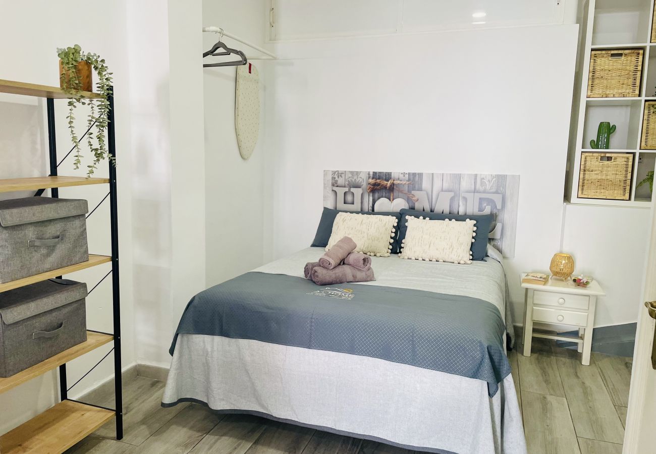 Studio in Nerja - Estudio Playazo Jimena by At Home Costa del Sol