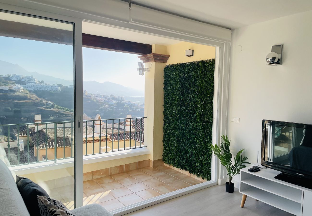 Apartment in Nerja - Apartamento Altos de Tamango con vistas y pisicina