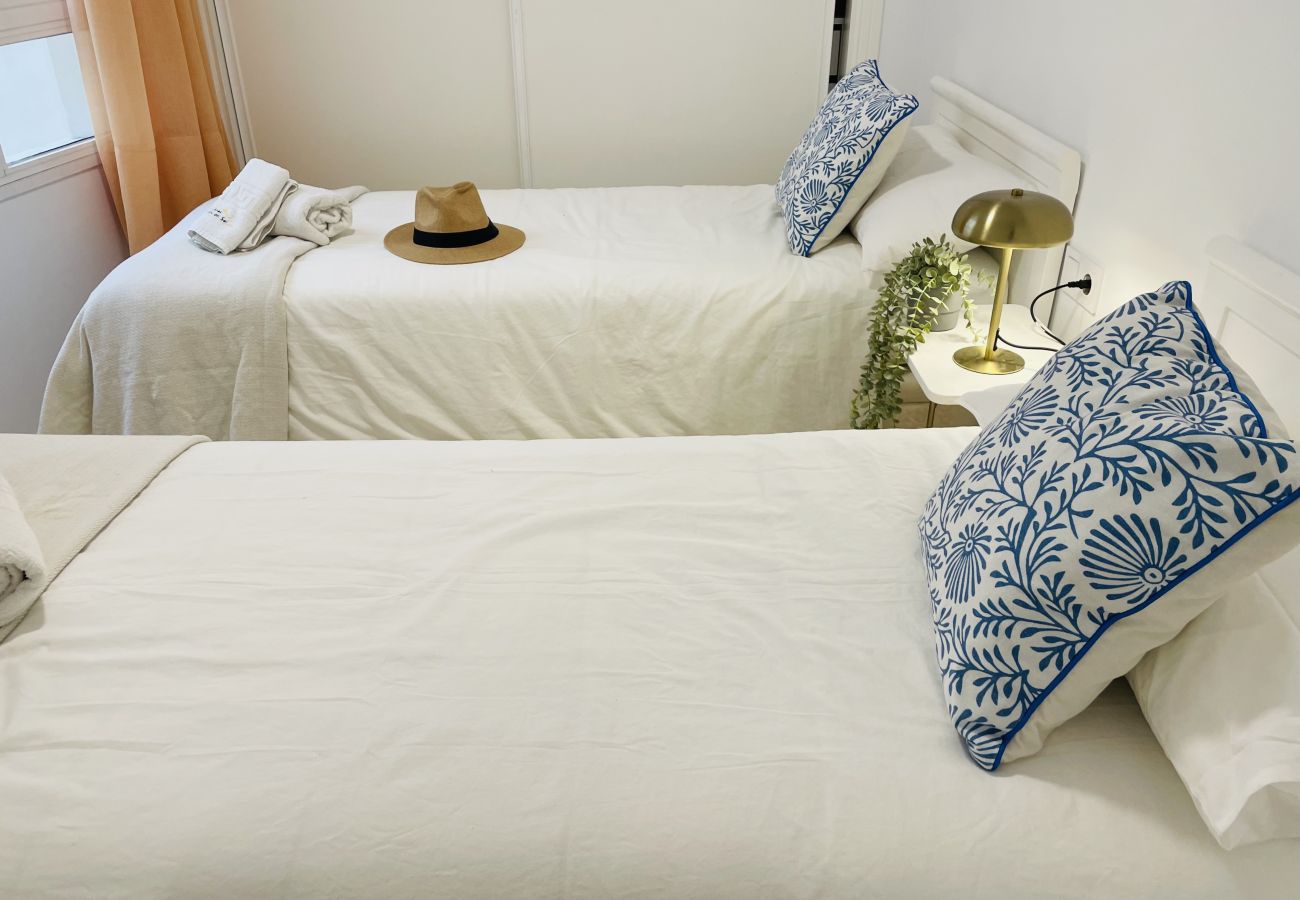 Apartment in Marbella - Apartamento Sol de Marbella by At Home Costa del S
