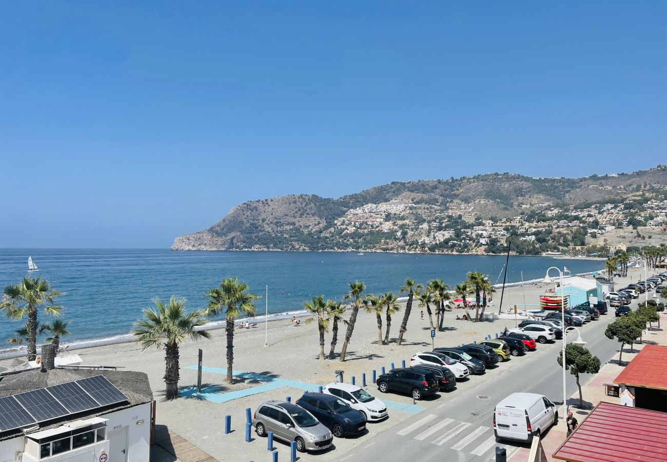 Apartment in La Herradura - Apartamento Sol y Mar la Herradura by At Home Cost