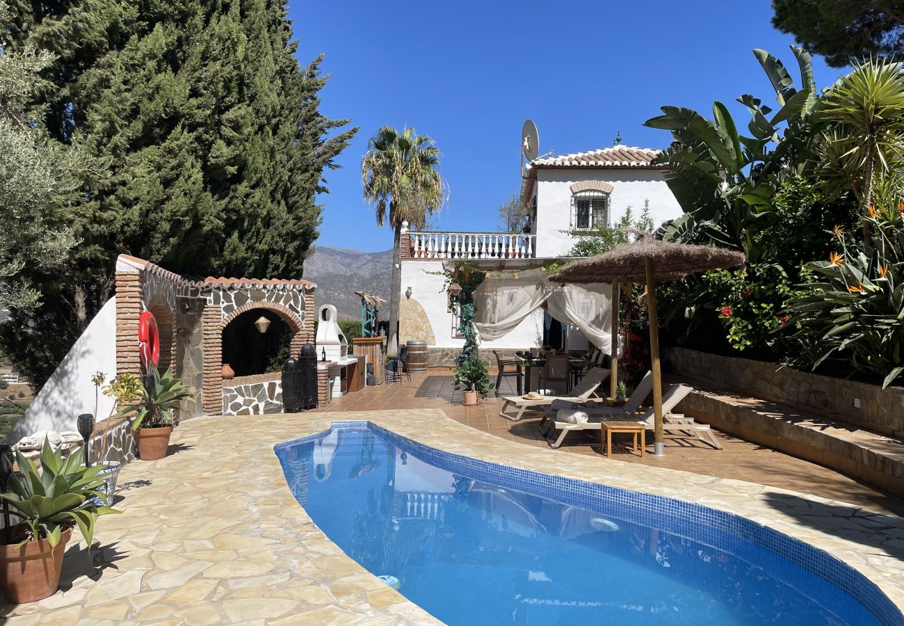 Villa in Torrox - Villa Jina con piscina by At Home Costa del Sol