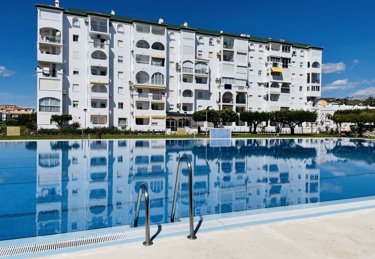 Apartment in Torrox Costa - Alma de Laguna · Vistas al mar y piscina