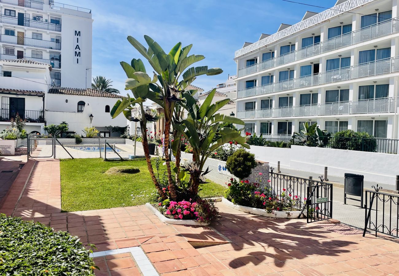 Apartment in Nerja - Apartamento Azure Burriana by At Home Costa del So