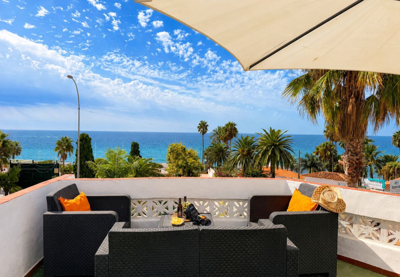 House in Nerja - Villa Juanita en Nerja con vistas al mar