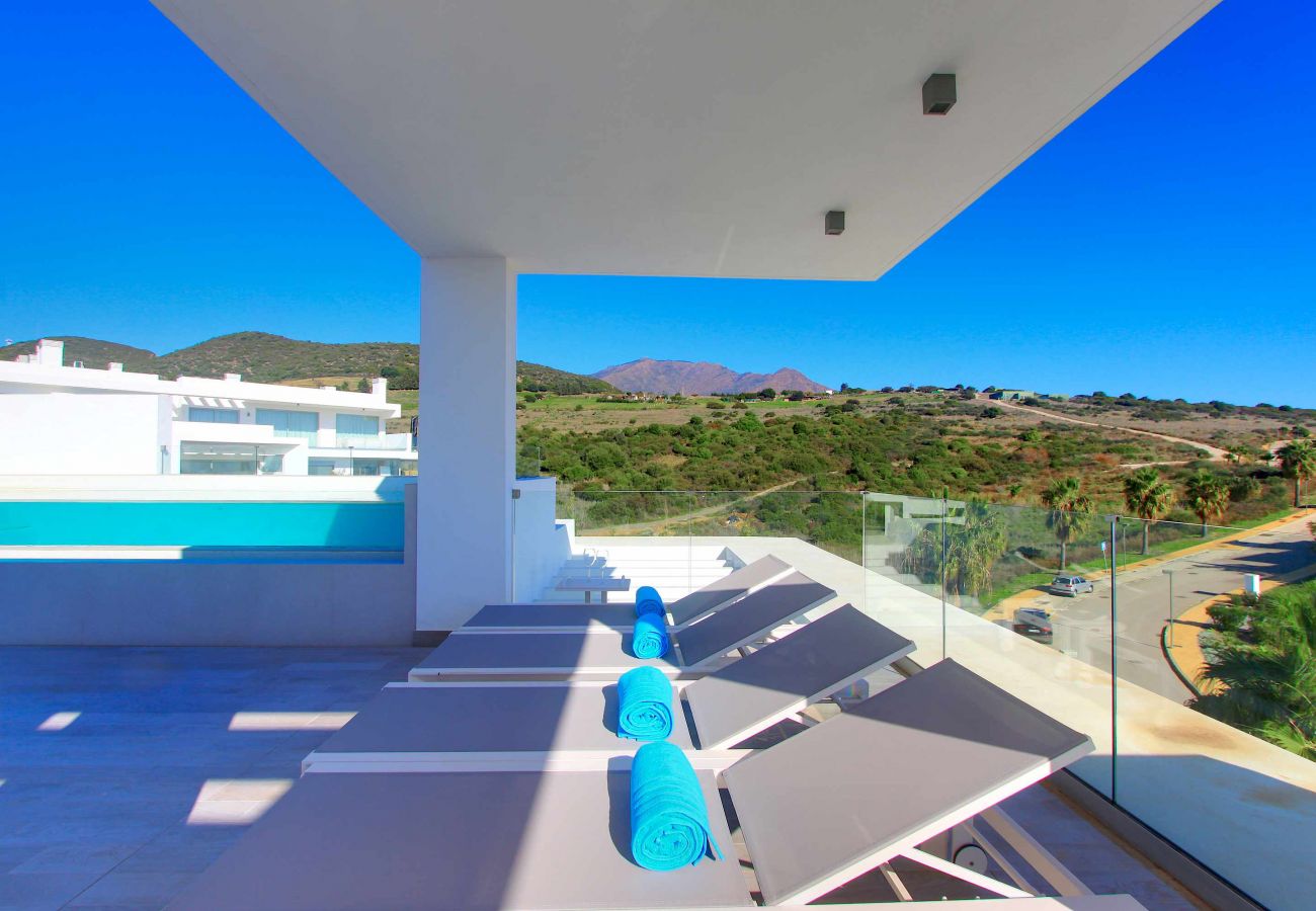 Appartement à Estepona - 2288 Luxury Penthouse with Private Rooftop Pool