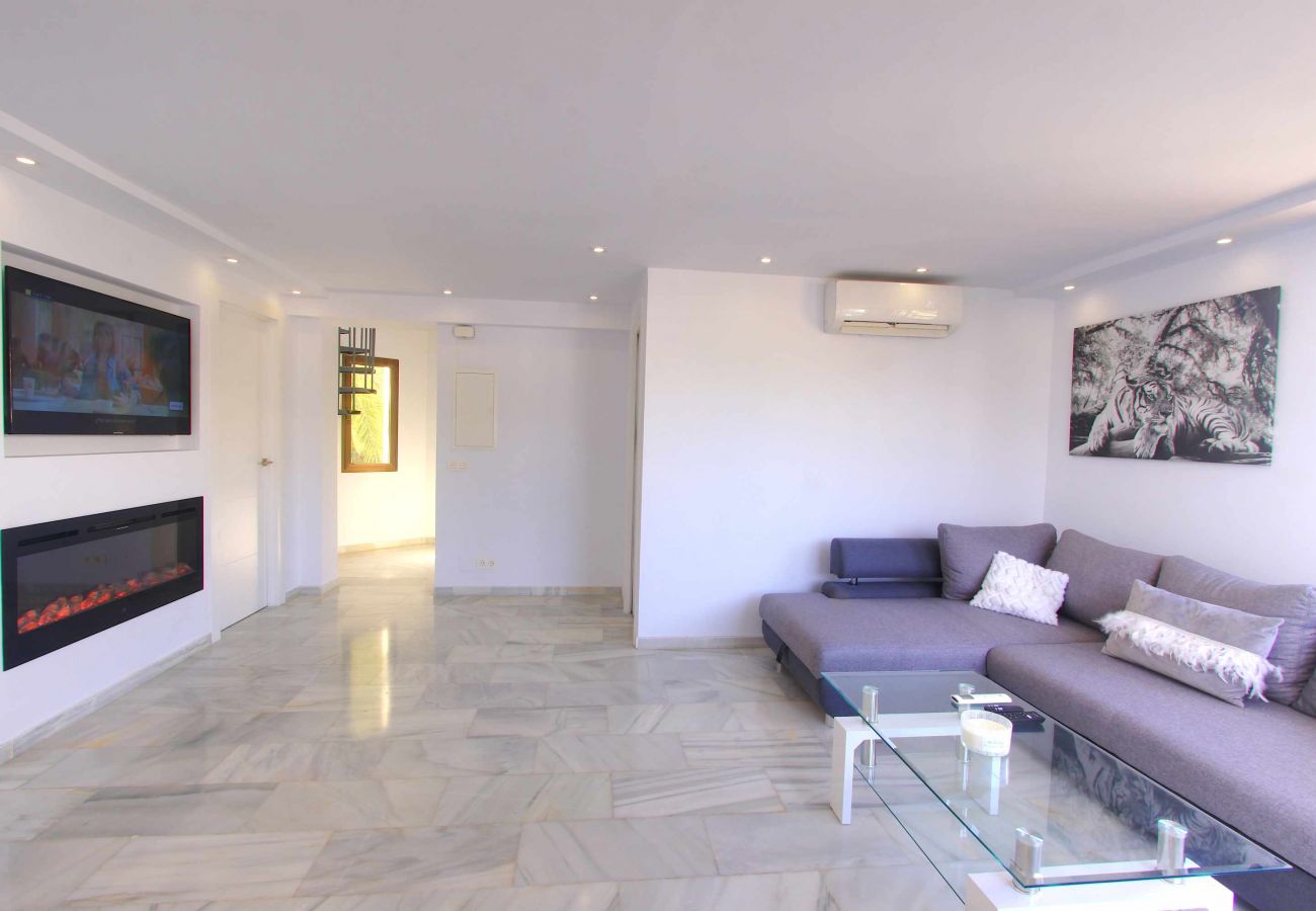 Appartement à Marbella - 1108 Elegant Golden Beach Apartments with sea View