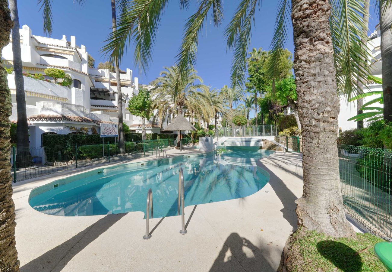 Appartement à Marbella - 2039 Cozy Beachfront Apartment on Golden Beach