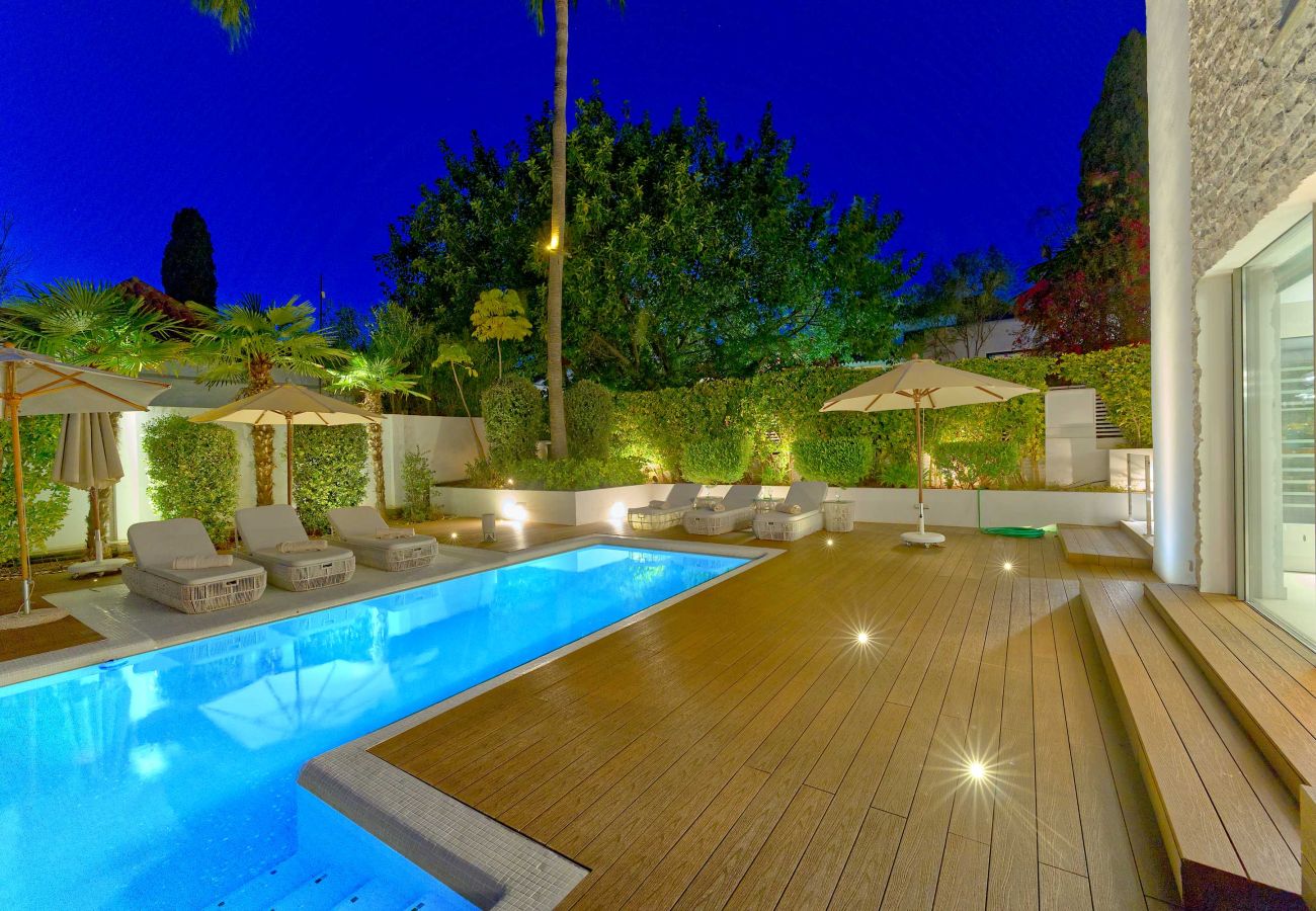 Villa à Marbella - 2244 Luxury Modern Villa with Pool in Puerto Banús